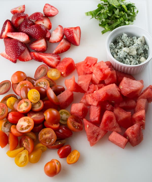 watermelon-strwawberry-salad-ingredients