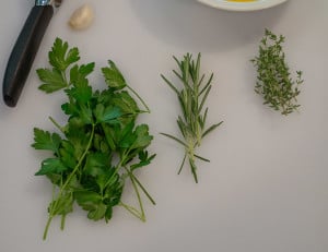 Parsley-rosemary-and-thyme