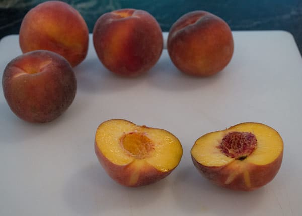 Halve-Peaches