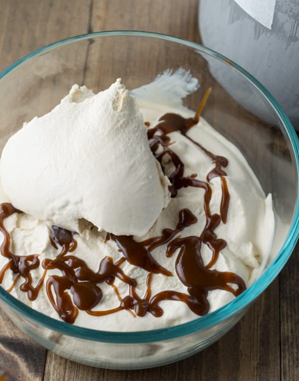layer-ice-cream-over-caramel